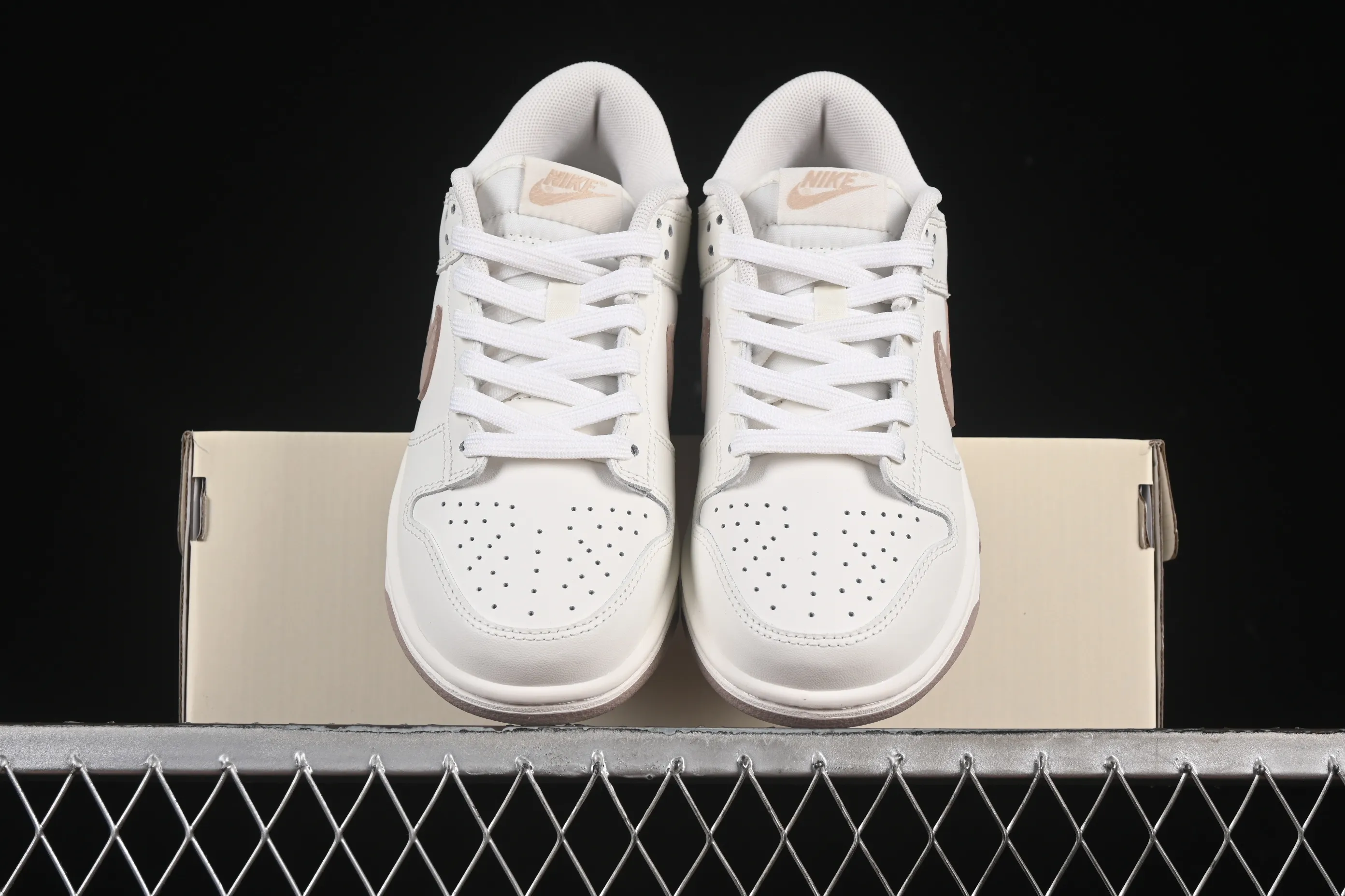 All Categories Nk SB Dunk Series Nk SB Dunk Low Low-top sneakers Nike SB Dunk Low "Just Do It" Anniversary high-end customization Low-top casual sneakers WG0212-014